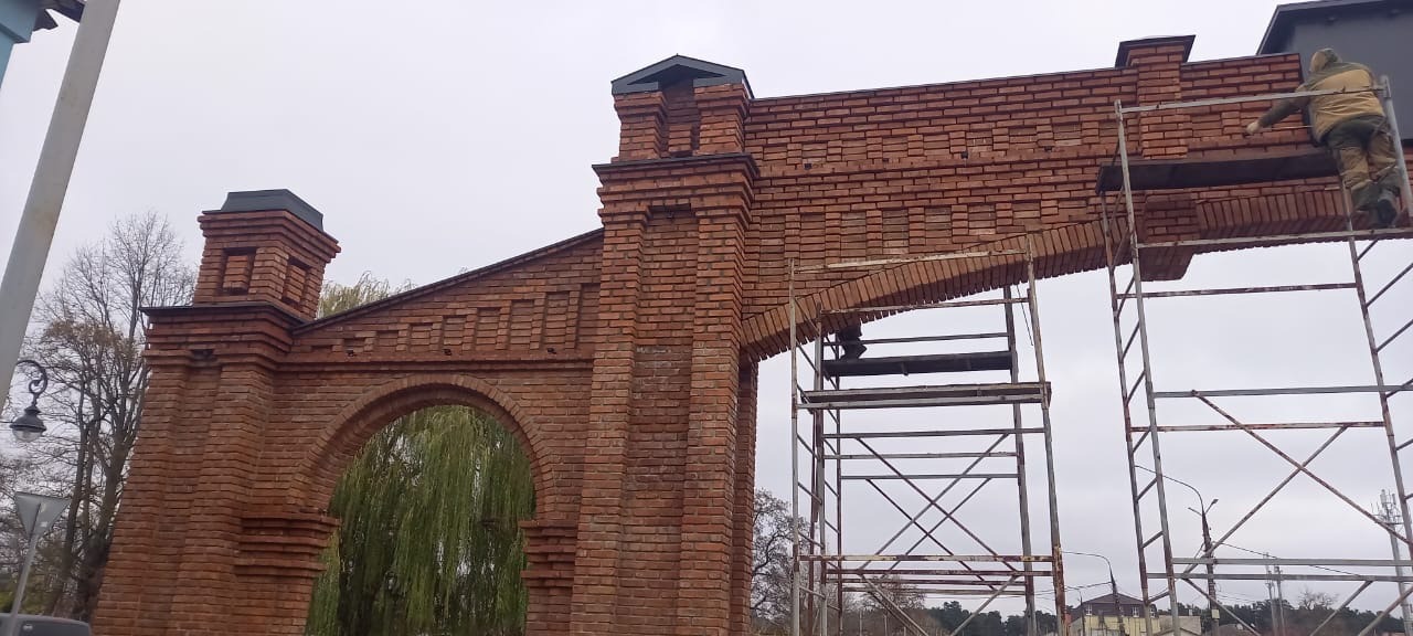 Облицовочный керамический кирпич 0,5 NF Temple Brick Маркс