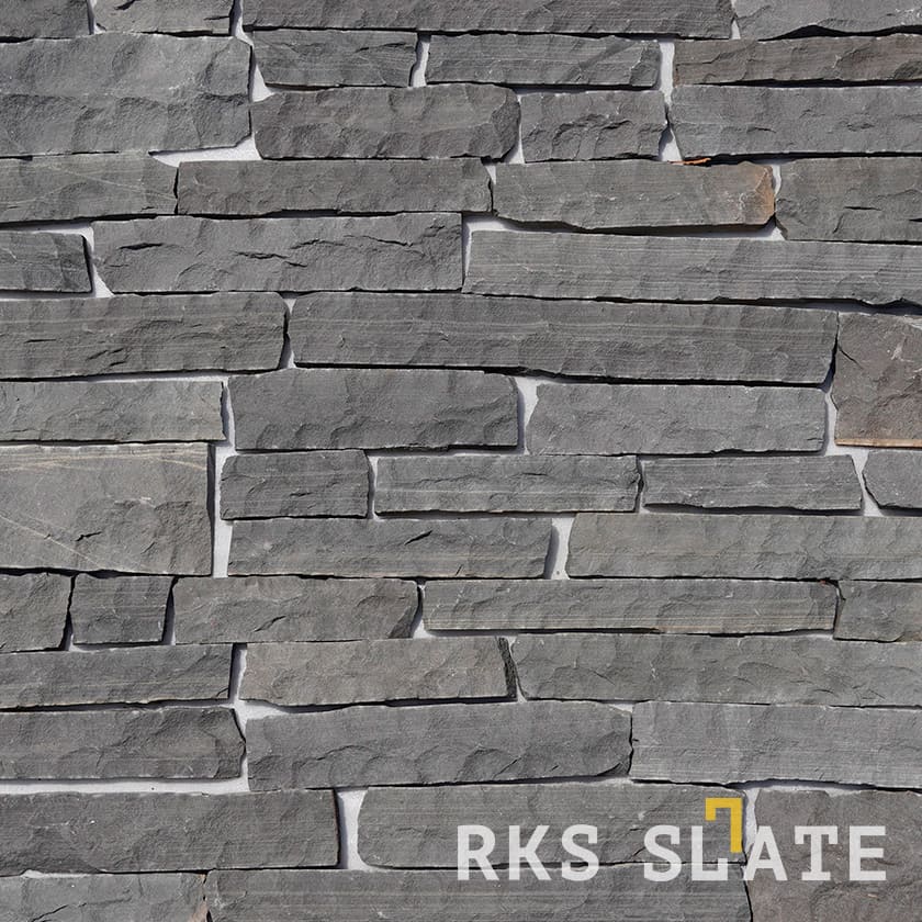 Фасадный облицовочный камень Sagar Black Sandstone Strips в Смоленске
