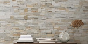 Бежевые каменные стены в интерьере 3D панели RKS SLATE Кварцит Beige Slate заказать (1)