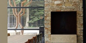 Натуральный камень в интерьере фото 3D панели RKS SLATE Кварцит Multi Quartz Country современные решения для стен (6)