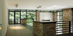 Натуральный камень в интерьере фото 3D панели RKS SLATE Кварцит Multi Quartz Country современные решения для стен (8)