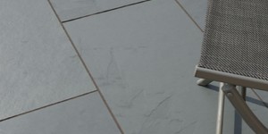 Нескользящая плитка для кухни из наутрального камня RKS SLATE Сланец Brazil Grey Natural купить (3)